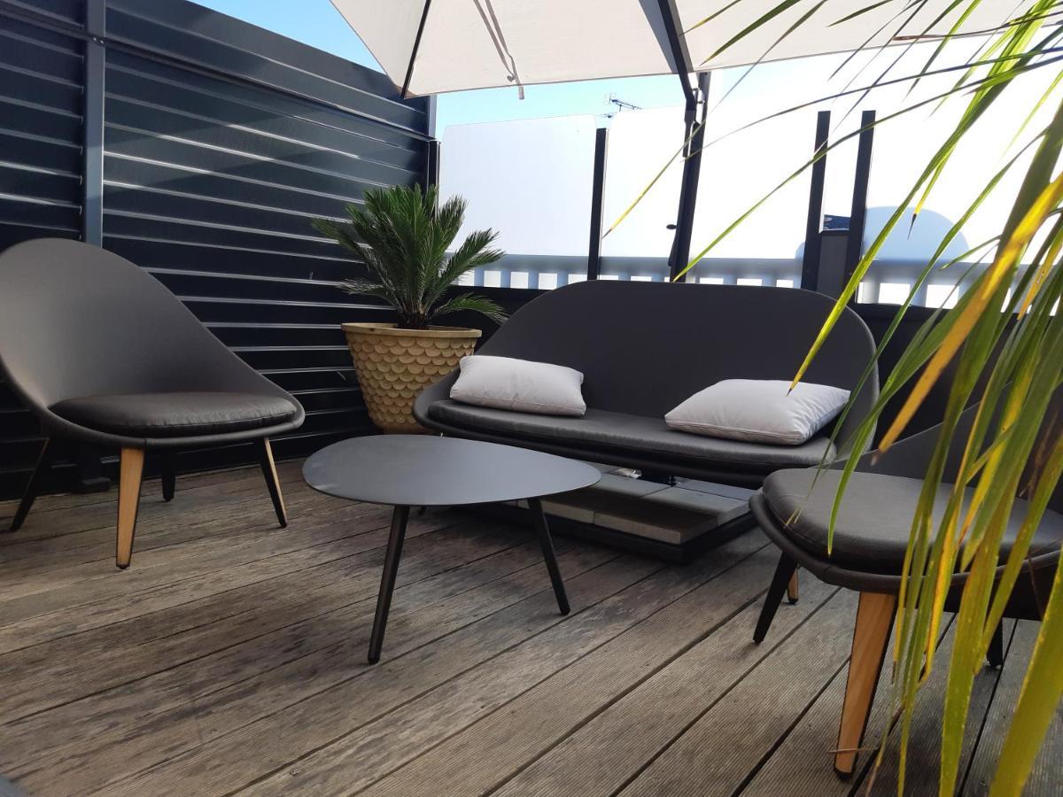 Hotel Et Spa Le Lion D'Or Pont-Évêque Exteriör bild